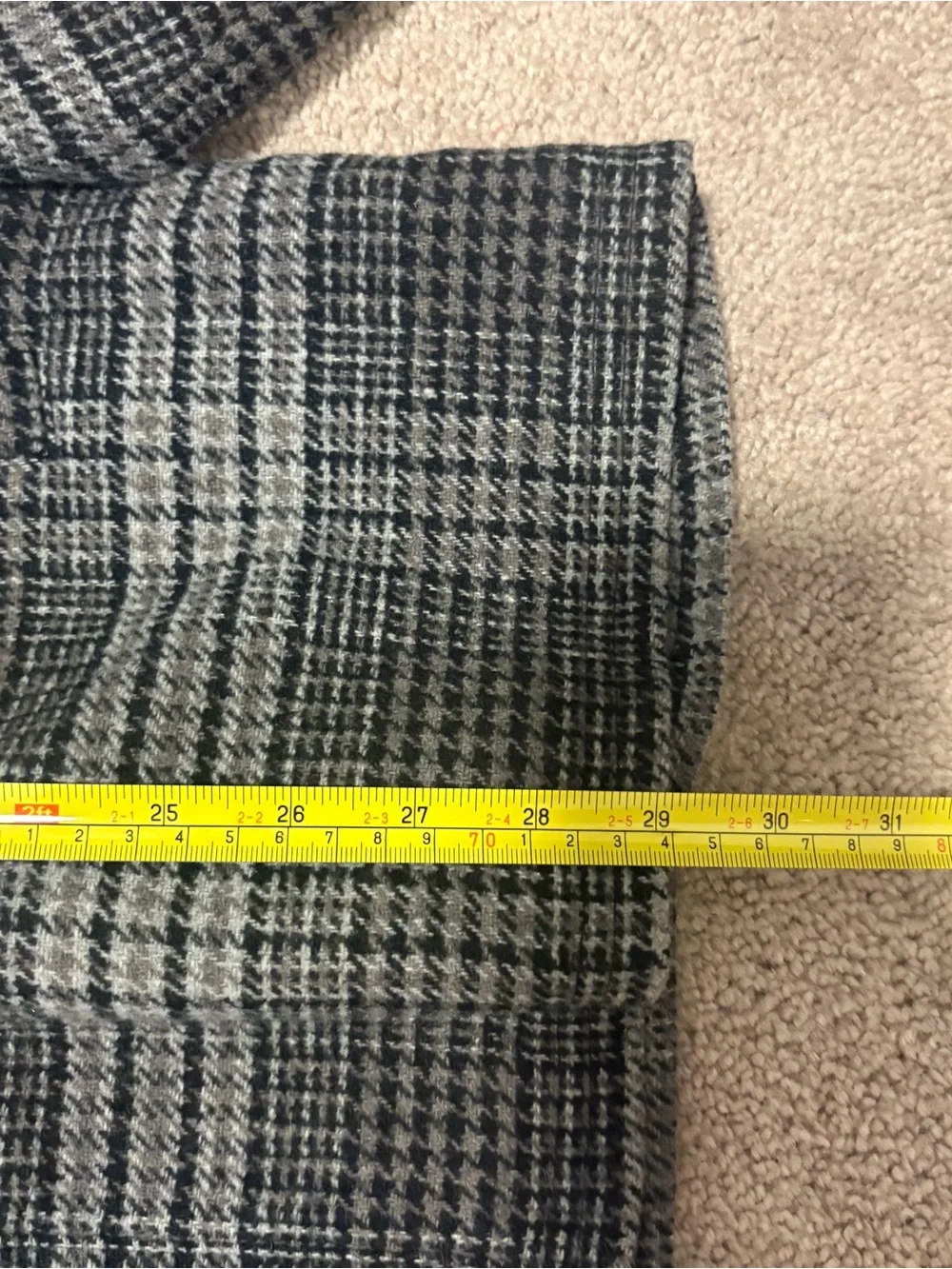 Cuts Clothing Men’s Black and Gray Glen Plaid Wool Blend Premium Shirt Jacket; L